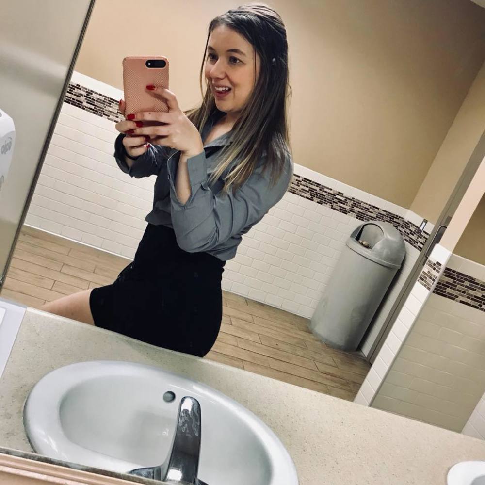 Meet your Posher, Jade